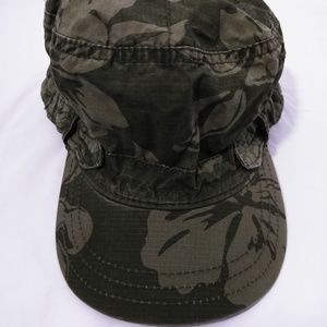 Cute kids green camouflage hat with flowers